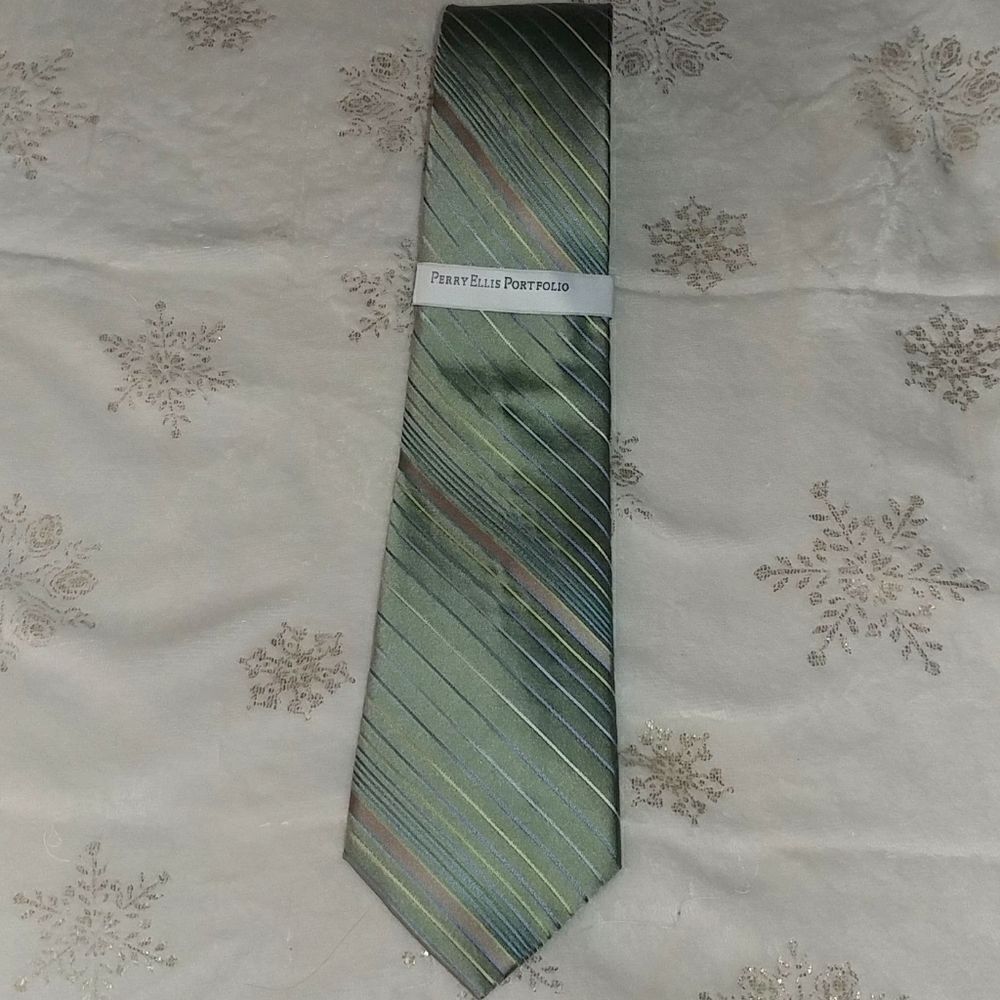 NWT Perry Ellis Portfolio Tie